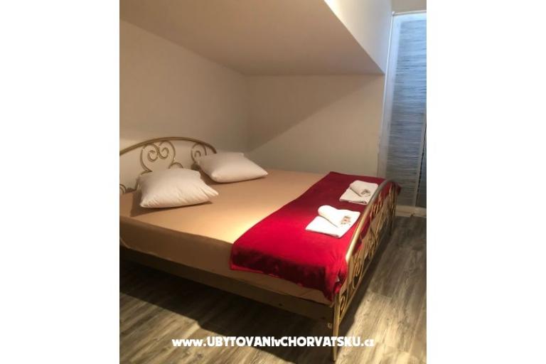 Penthouse met zwembad Ruža – foto 11