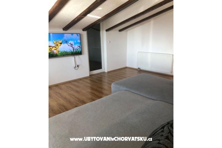 Penthouse met zwembad Ruža – foto 8