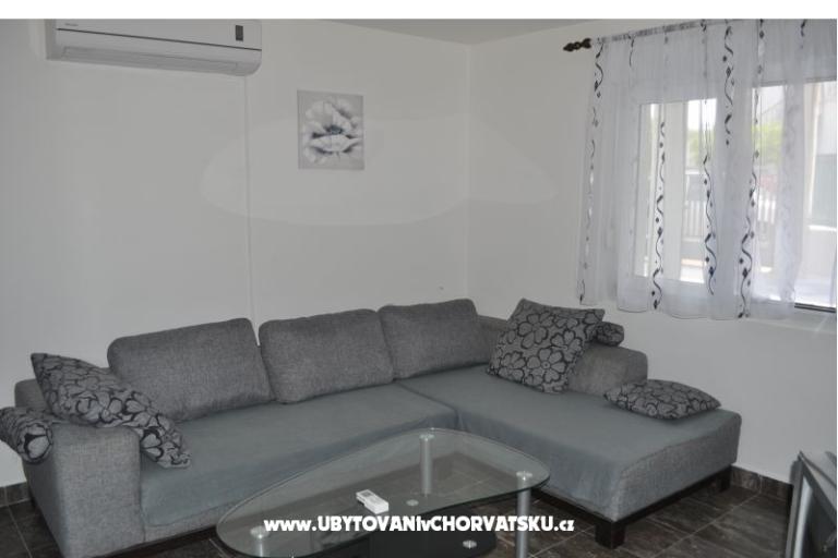 Huis s bazenom Gaspar – foto 6
