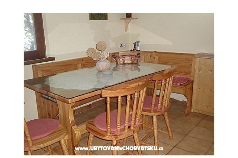 Robinzonski turizam Lavdara Dominis – foto 10