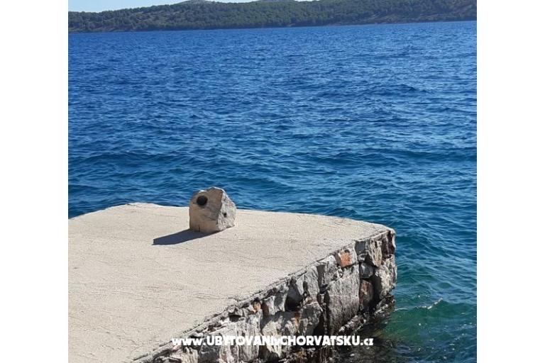 Robinzonski turizam Lavdara Dominis – foto 30
