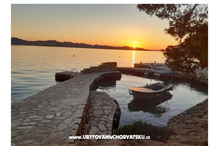 Robinzonski turizam Lavdara Dominis – foto 40